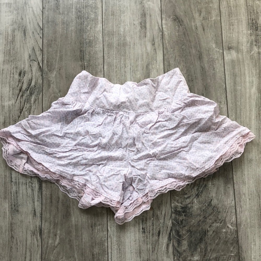 A&F spring floral lace shorts